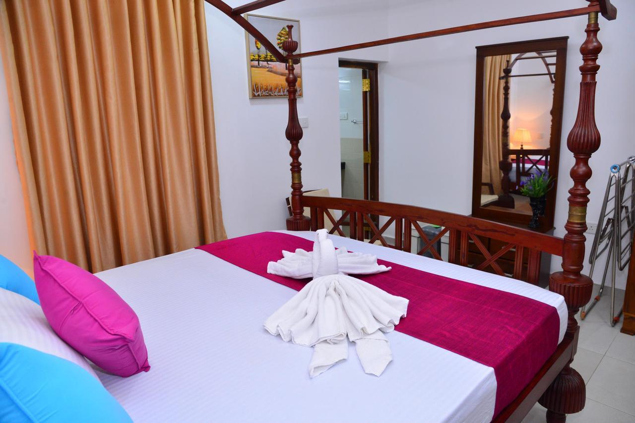 Sunshine Greens Bed & Breakfast Hikkaduwa Exterior foto