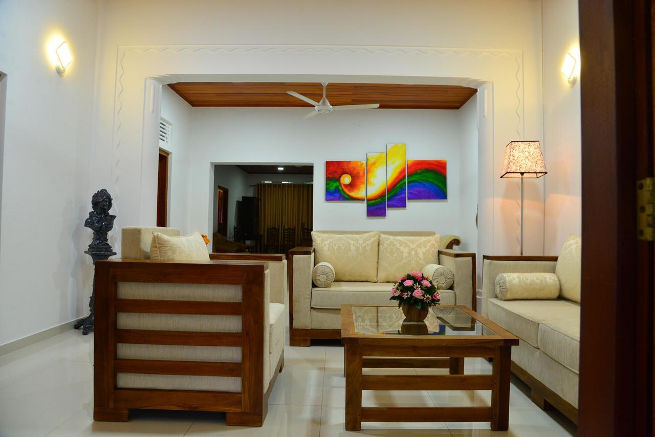 Sunshine Greens Bed & Breakfast Hikkaduwa Exterior foto