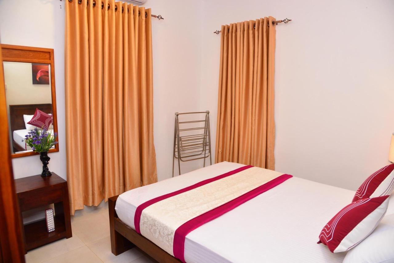 Sunshine Greens Bed & Breakfast Hikkaduwa Exterior foto