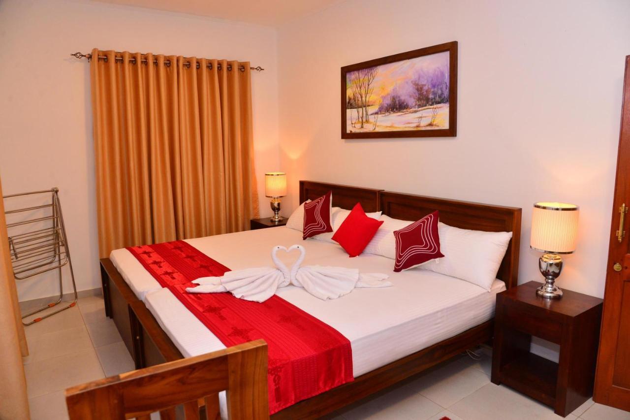 Sunshine Greens Bed & Breakfast Hikkaduwa Exterior foto