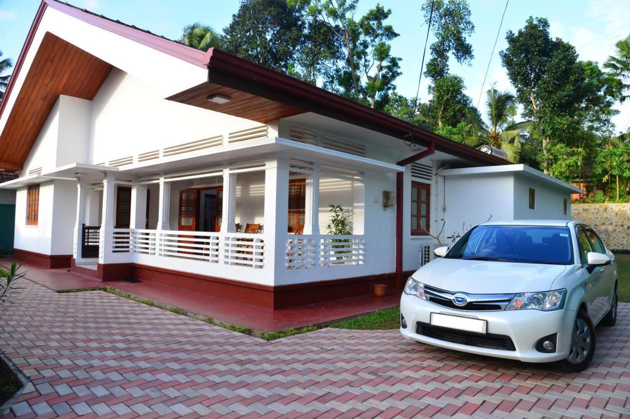 Sunshine Greens Bed & Breakfast Hikkaduwa Exterior foto